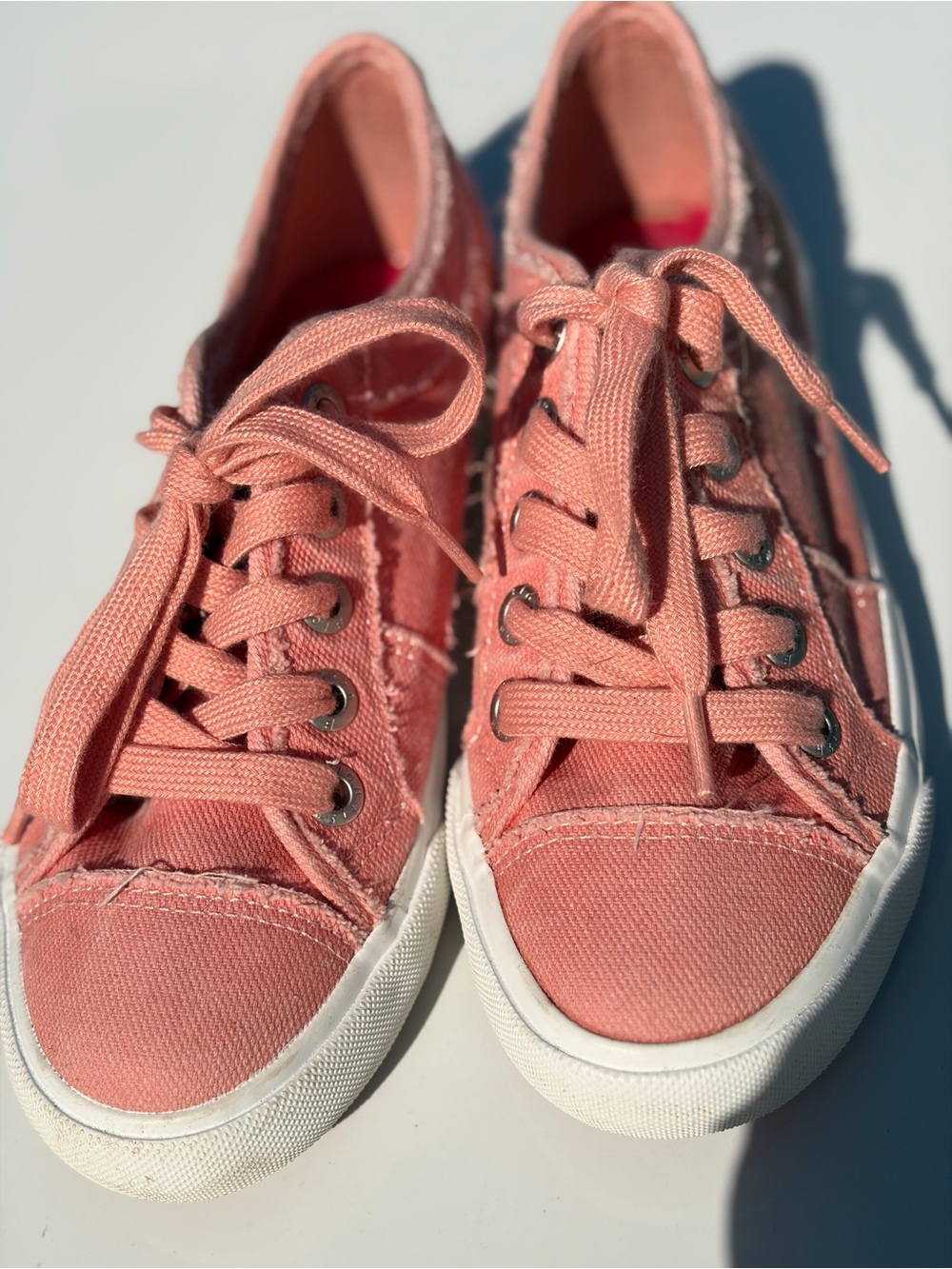 Blowfish Pink Canvas Low-Top Sneakers